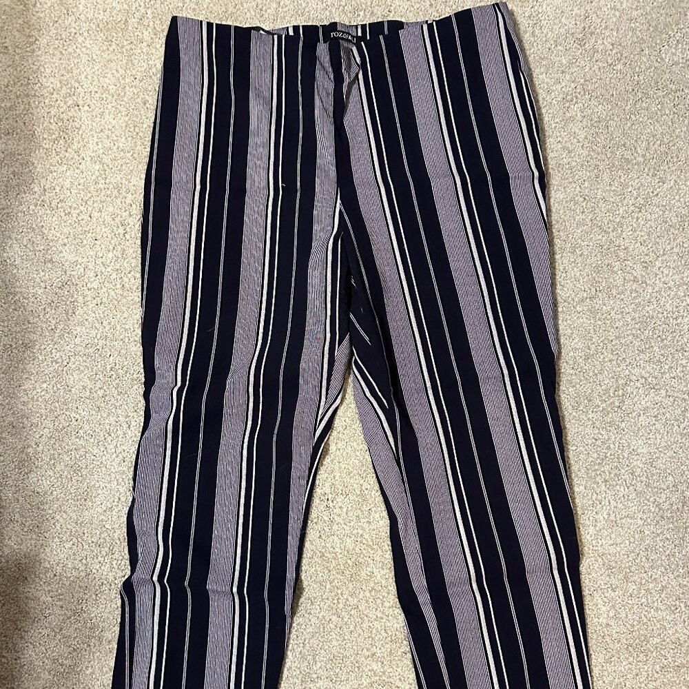 Roz&Ali Navy Stripped Dress Pants
